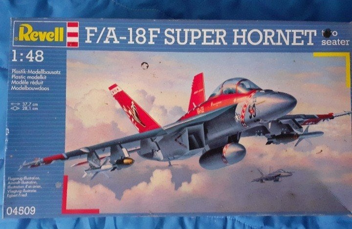 Diverses maquettes d'avions, Enlèvement, Comme neuf, 1:32 à 1:50, Revell