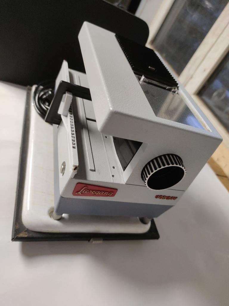 Liesegang JOD24 diaprojector in lederen koffer, ., Comme neuf, Liesegang, Enlèvement