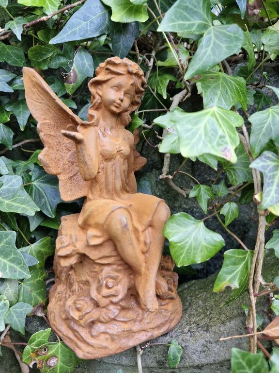 beeld van een engel , fee , gietijzer, Ophalen of Verzenden, Klassiek, Beeld