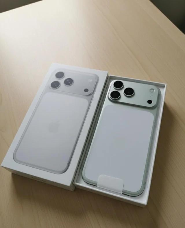 Iphone 17 pro max 256 GB, Télécoms, Téléphonie mobile | Apple iPhone, Autres modèles, Enlèvement, Blanc, 100 %
