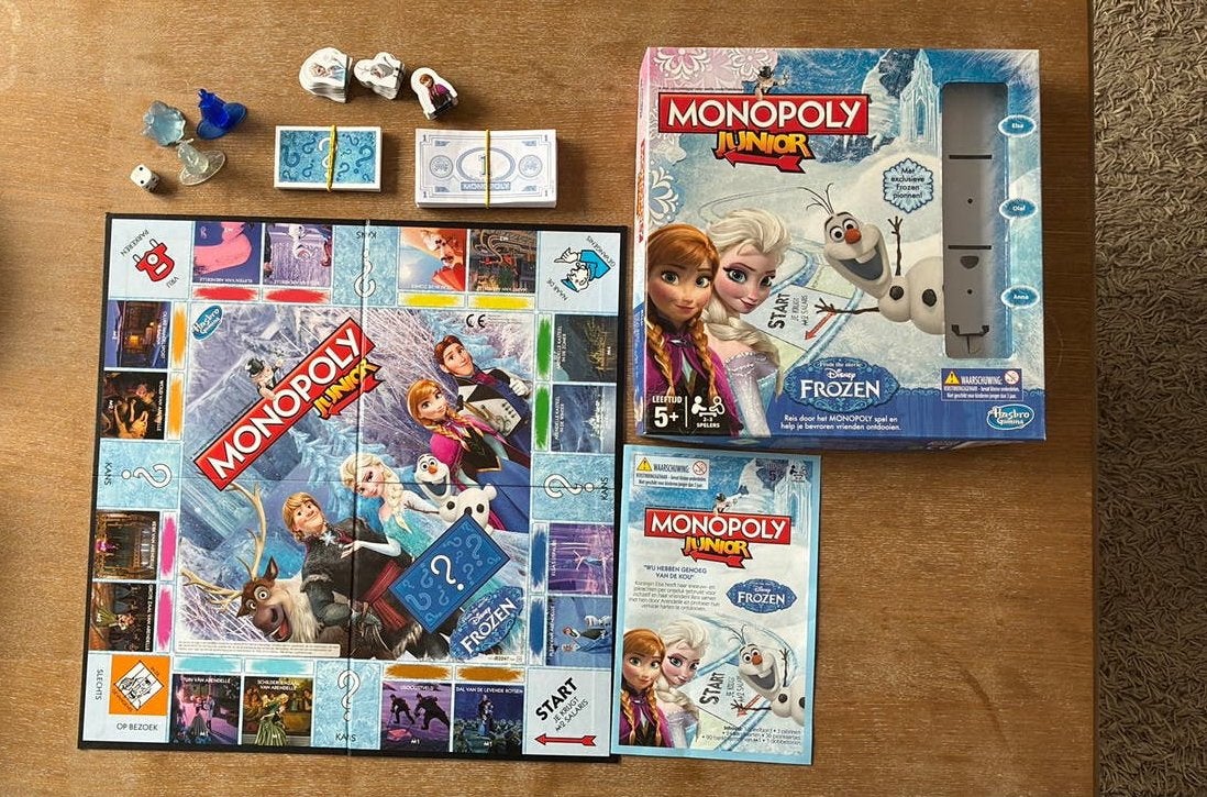 Monopoly junior  Frozen ( alles compleet), Hobby en Vrije tijd, Ophalen of Verzenden, Zo goed als nieuw
