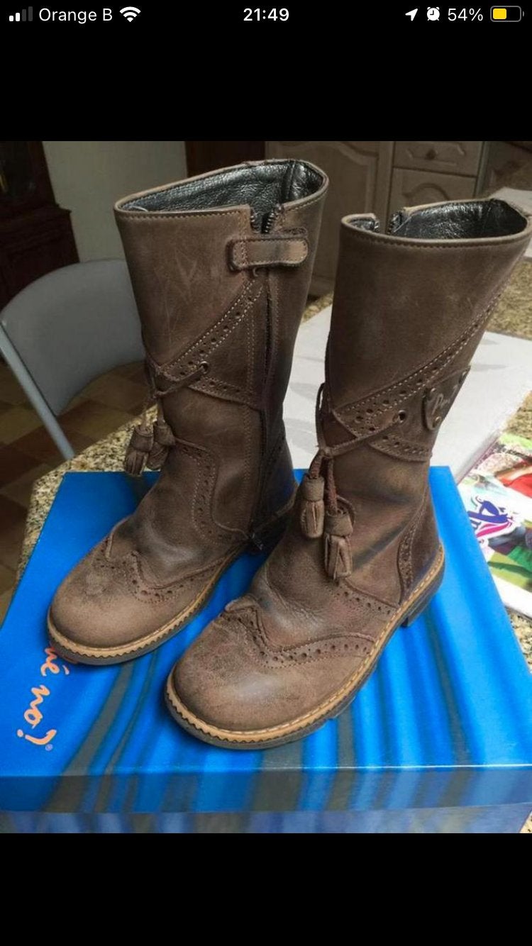 Laarsjes in leder van het merk perché no? Kleur bruin mt 27, Kinderen en Baby's, Ophalen of Verzenden, Zo goed als nieuw