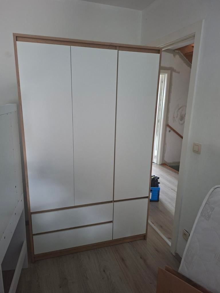 Kleerkast, Ophalen