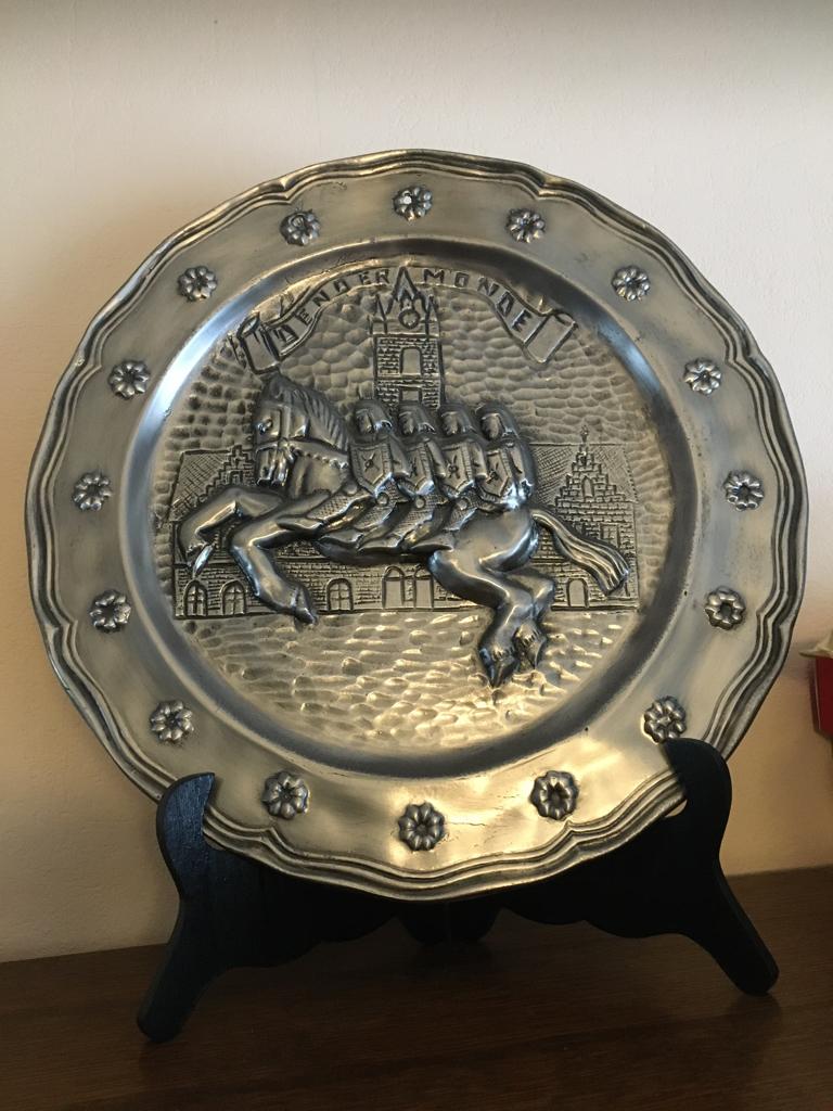 Tinnen schaal met houder ros beiaard, Antiek en Kunst, Ophalen