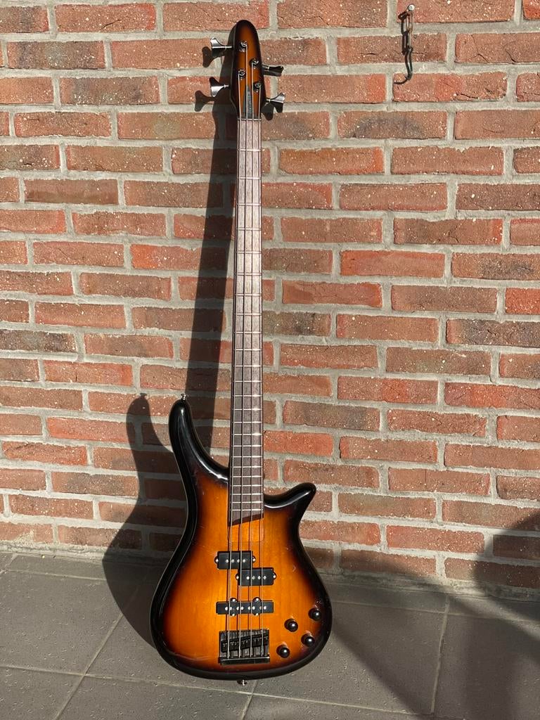 Bass Collection SB310 sunburst (1993), Muziek en Instrumenten, Ophalen of Verzenden, Zo goed als nieuw