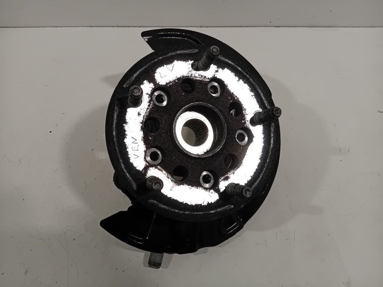 Wielnaaf links voor Ford Transit, Onderdelen@venauto.nl, Van der Ven Autorecycling B.V., Ettenseweg 76, 4706 PB Roosendaal, The Netherlands