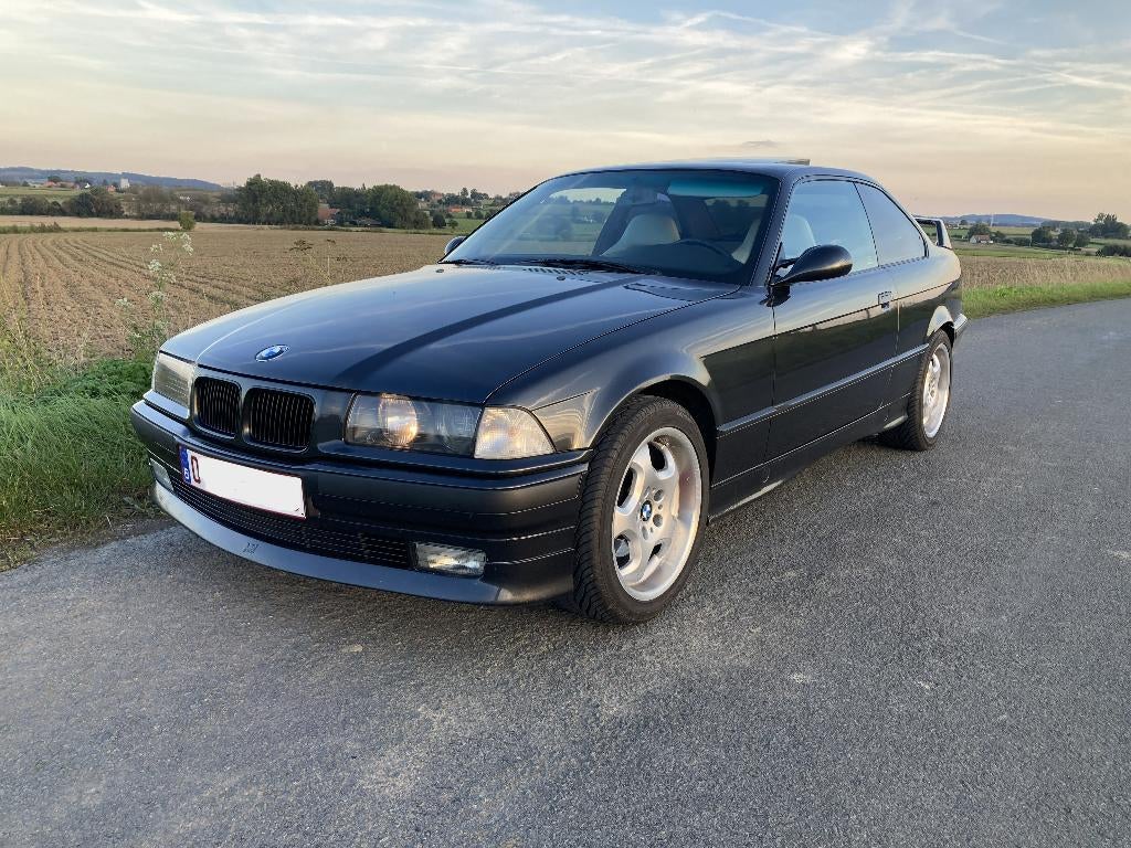 BMW E36 325i Coupé - toit ouvrant - intérieur M3, Autos, Cuir, Achat, Beige, Boîte manuelle