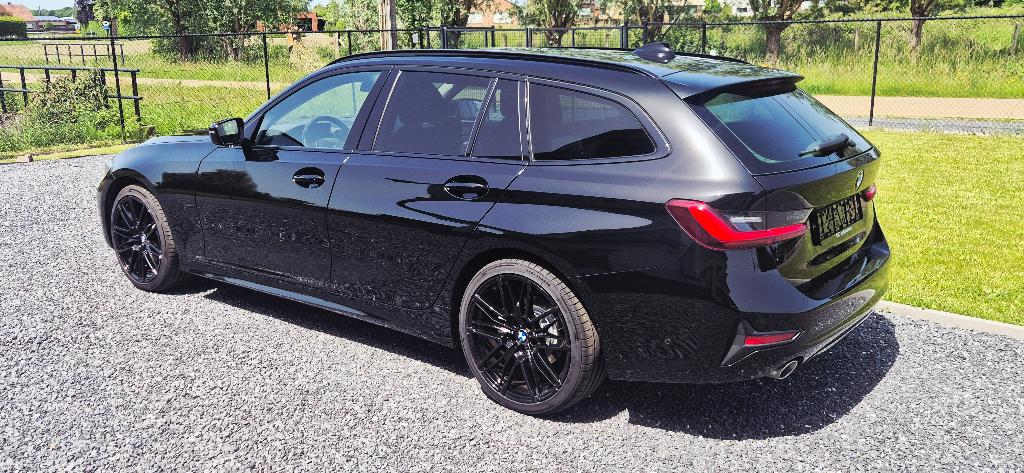BMW 318DA Sportseats-Leder-Ambiance-Camera-Shadowpack-12MGAR, Autos, BMW, Cuir, Achat, Entreprise, Entretenue par le concessionnaire