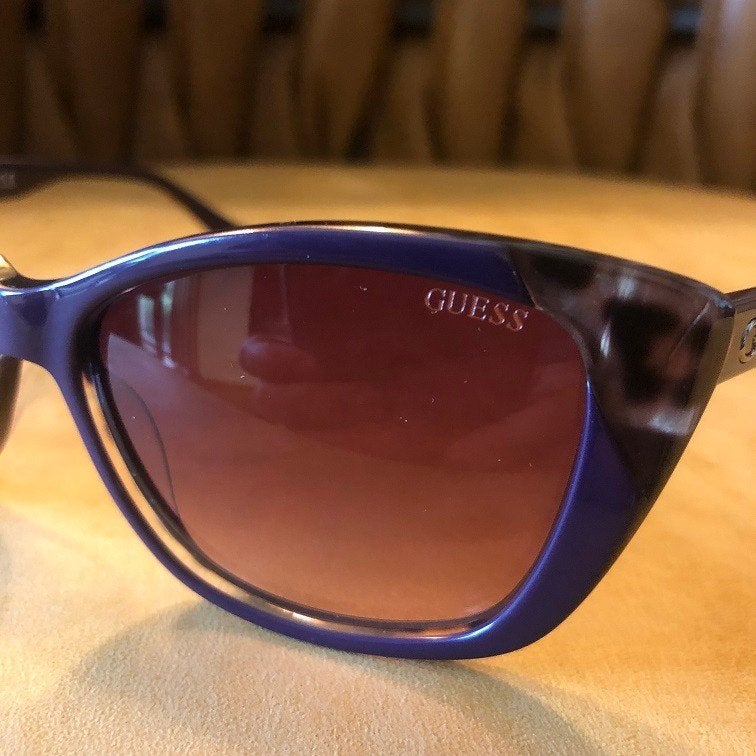 NIEUWE Guess Dames Zonnebril met hoge KORTING GU7511, Bijoux, Sacs & Beauté, Neuf, Autres marques, Enlèvement ou Envoi, Lunettes de soleil