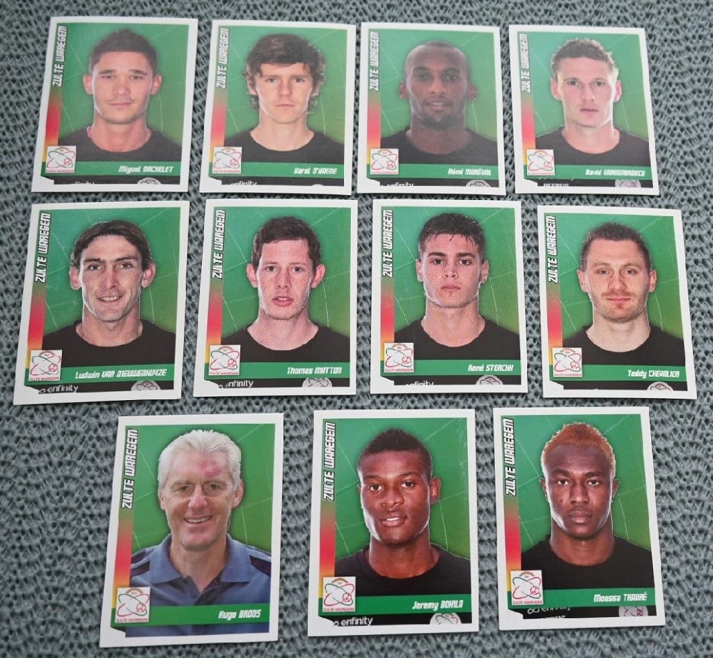Zulte Waregem /Lot van 36 stickers / Verschillende seizoenen, Verzamelen, Ophalen of Verzenden, Zo goed als nieuw, Poster, Plaatje of Sticker