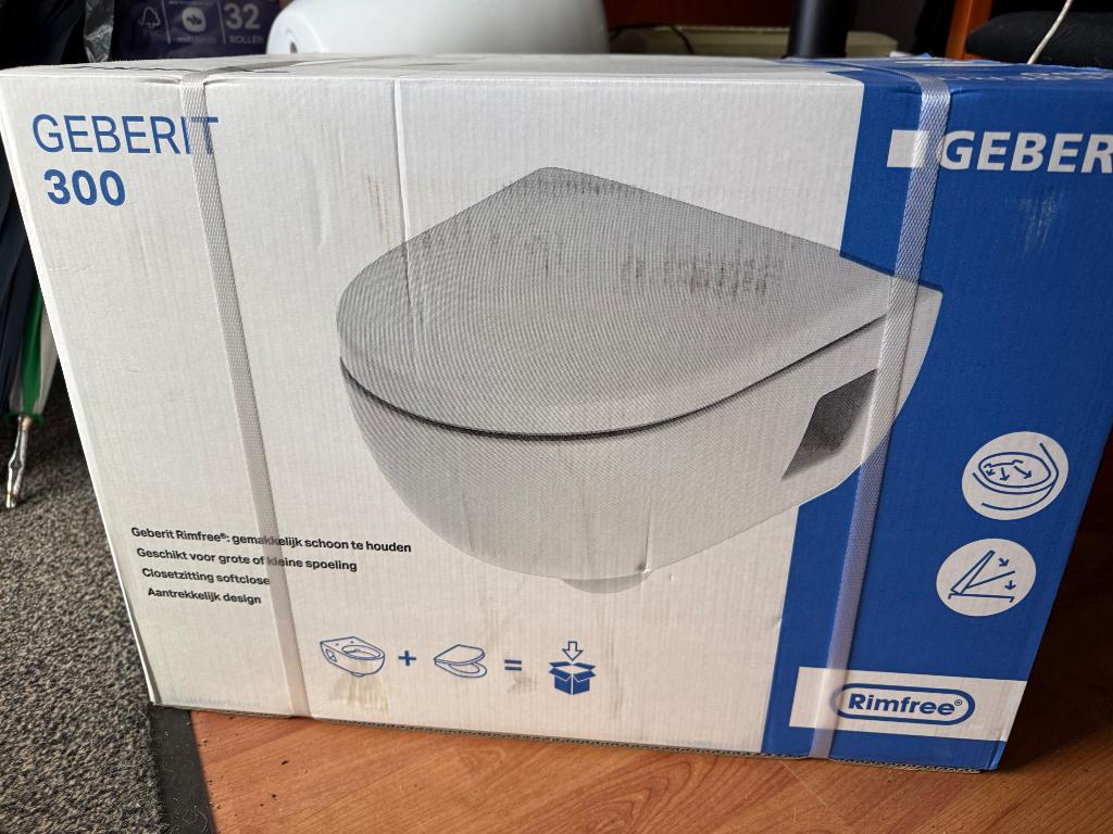 Geberit inbouwreservoir + wc, Ophalen, Nieuw, Steen, Toilet