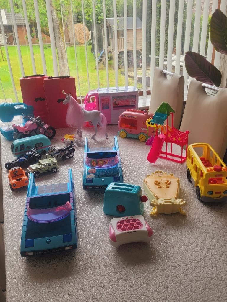 Speelgoed paket - barbie autos..., Enlèvement