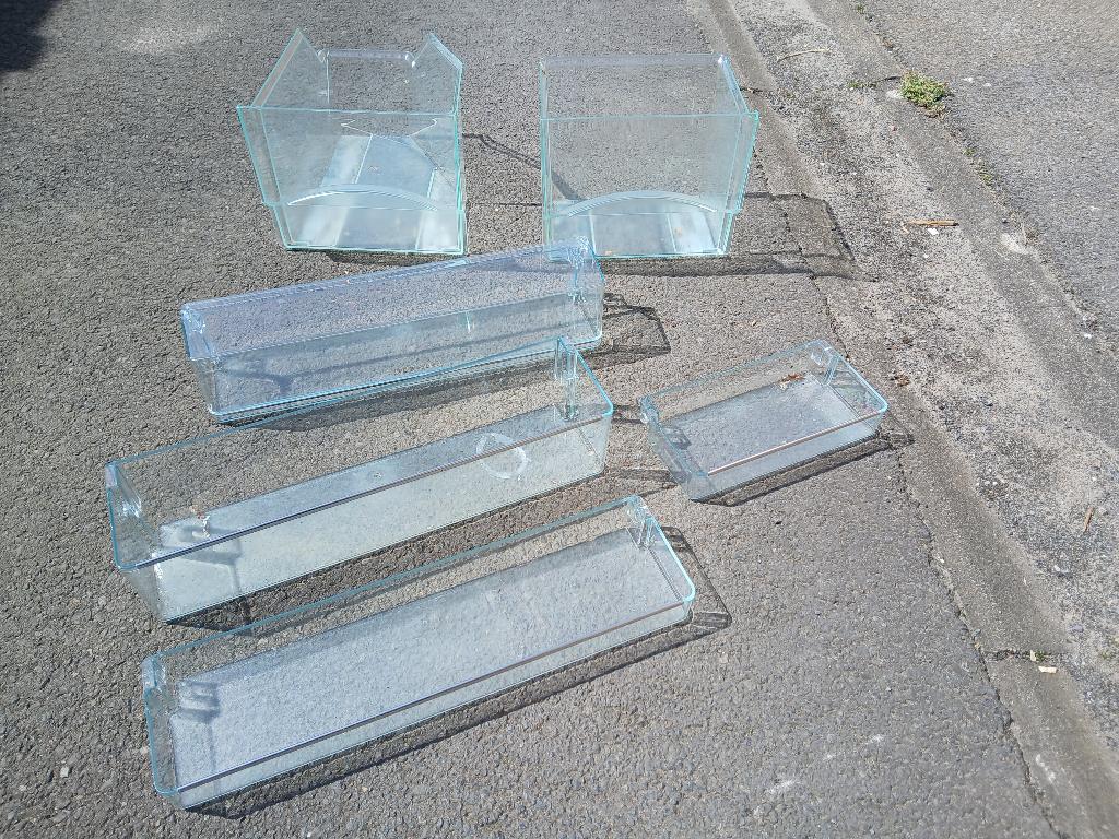 groentenbakjes en zijbakjes koelkast MIELE, Ophalen of Verzenden