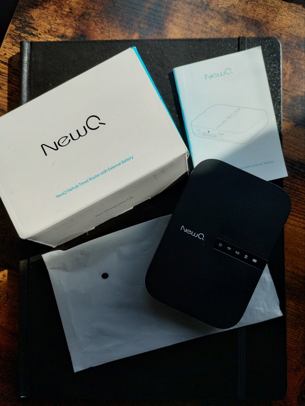 NewQ Filehub AC750 Filehub / routeur Wi-Fi de voyage, Enlèvement ou Envoi, Neuf