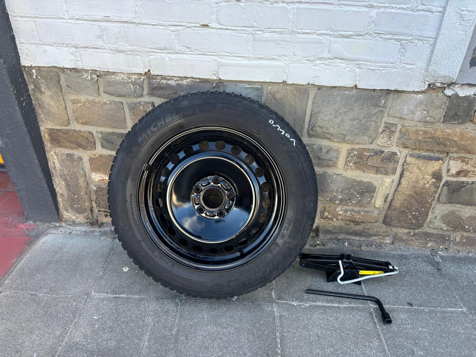 Roue de secours Volvo, Citroën(205/55R16) galette neuf, Enlèvement, Neuf, Rover