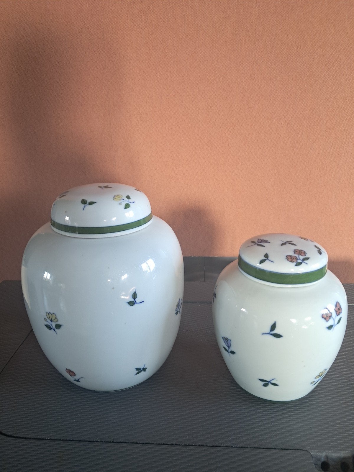 Decoratieve potten, Enlèvement