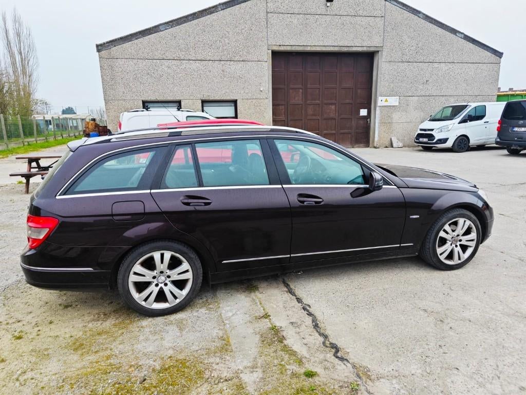 Mercedes C 220 CDI Break, Autos, Euro 5, Noir, 5 portes, Particulier