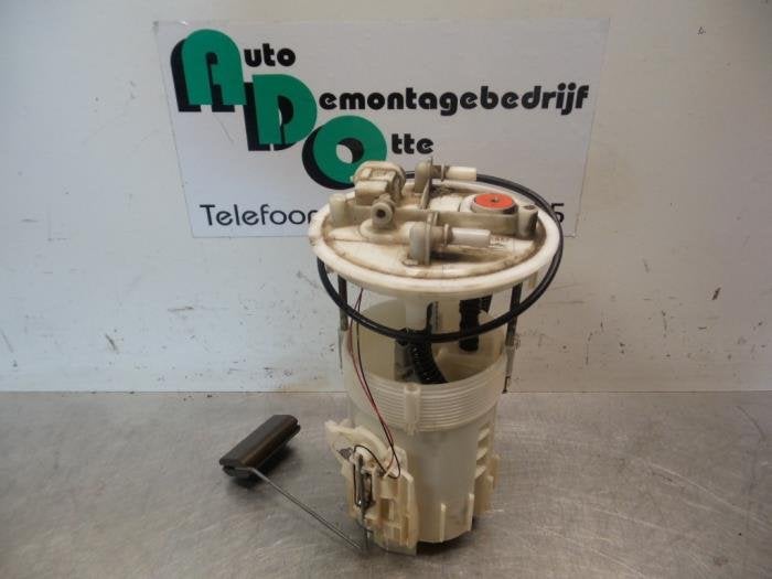 Pompe carburant électrique d'un Renault Trafic (Trafic 01-), Renault, -, 3 mois de garantie, Utilisé