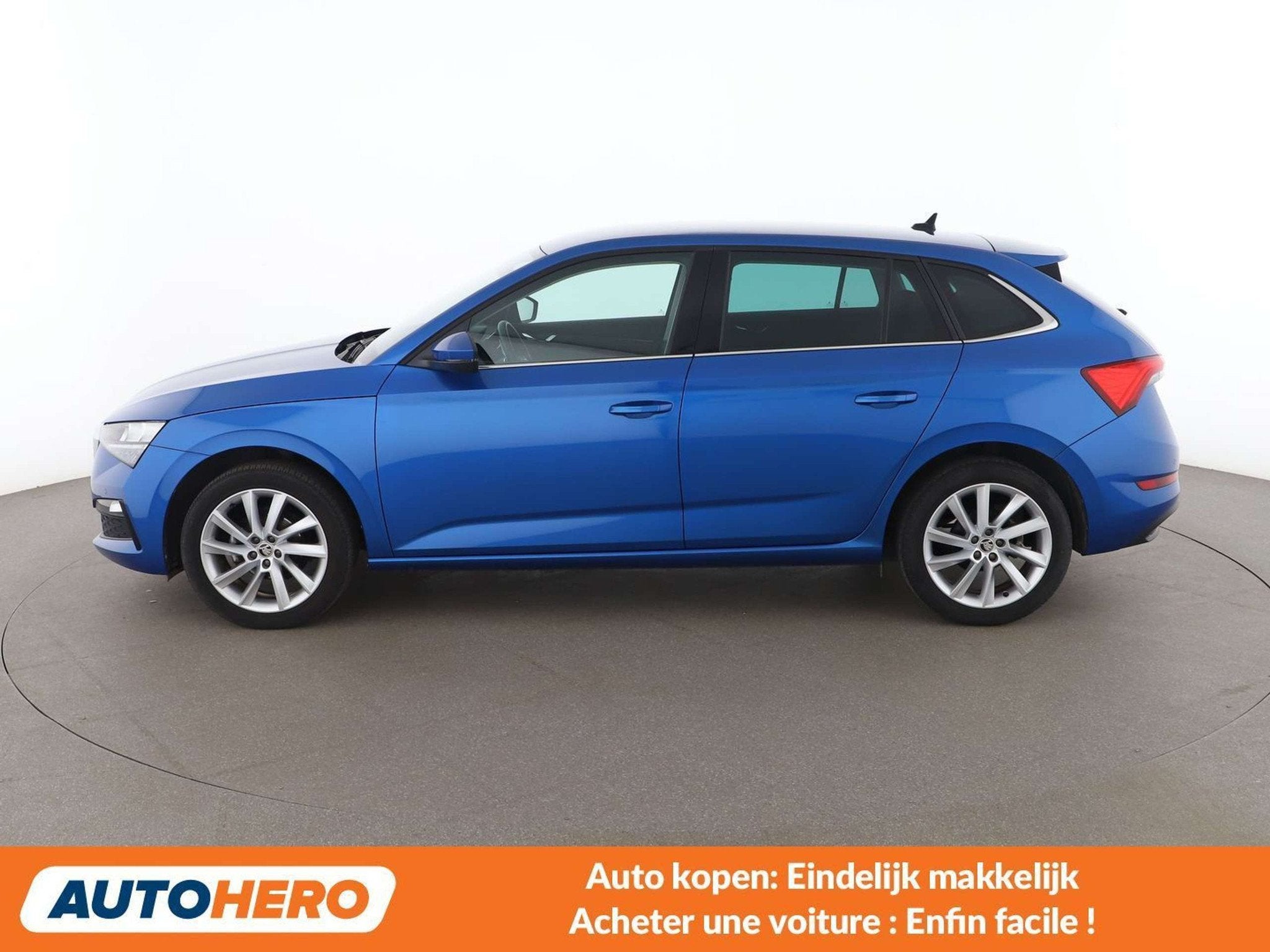 Skoda Scala 1.0 TSI Ambition (bj 2022), Auto's, Voorwielaandrijving, Gebruikt, 95 pk, https://public.car-pass.be/vhr/ab500a26-7eb6-49c7-b664-1099fbd89277