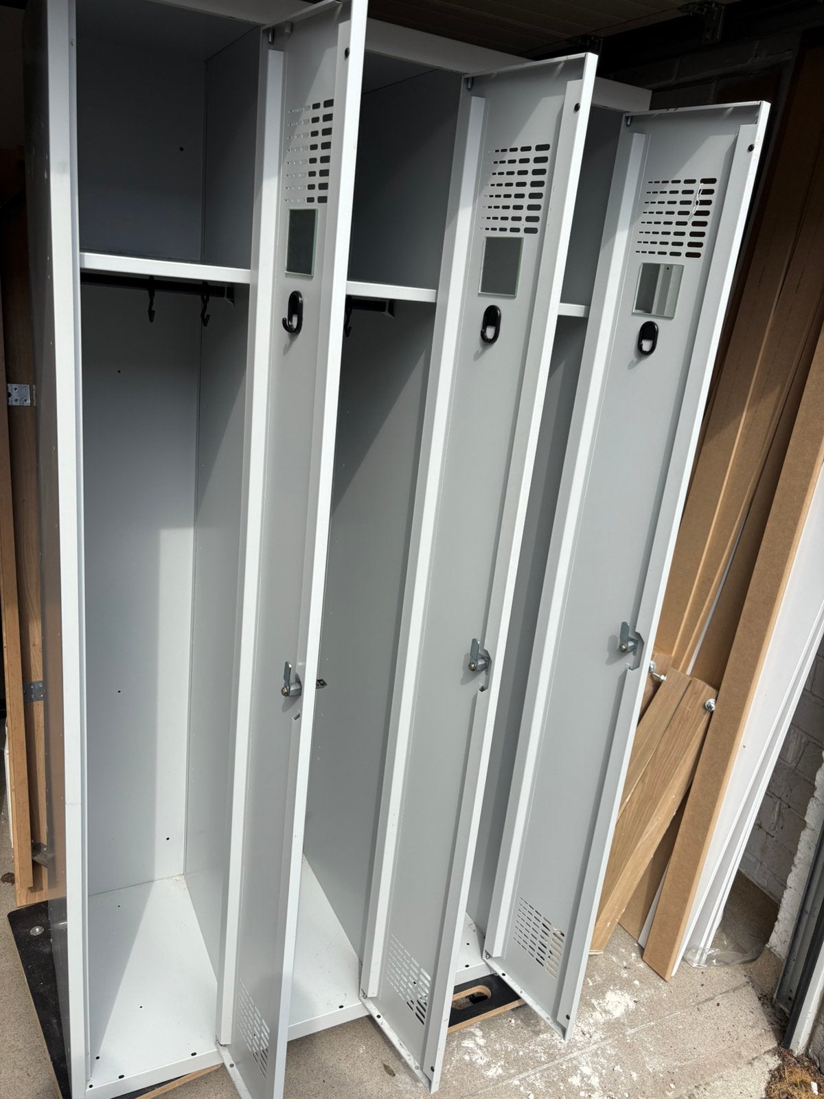 3- delige lockerkast grijs, Ophalen, Zo goed als nieuw