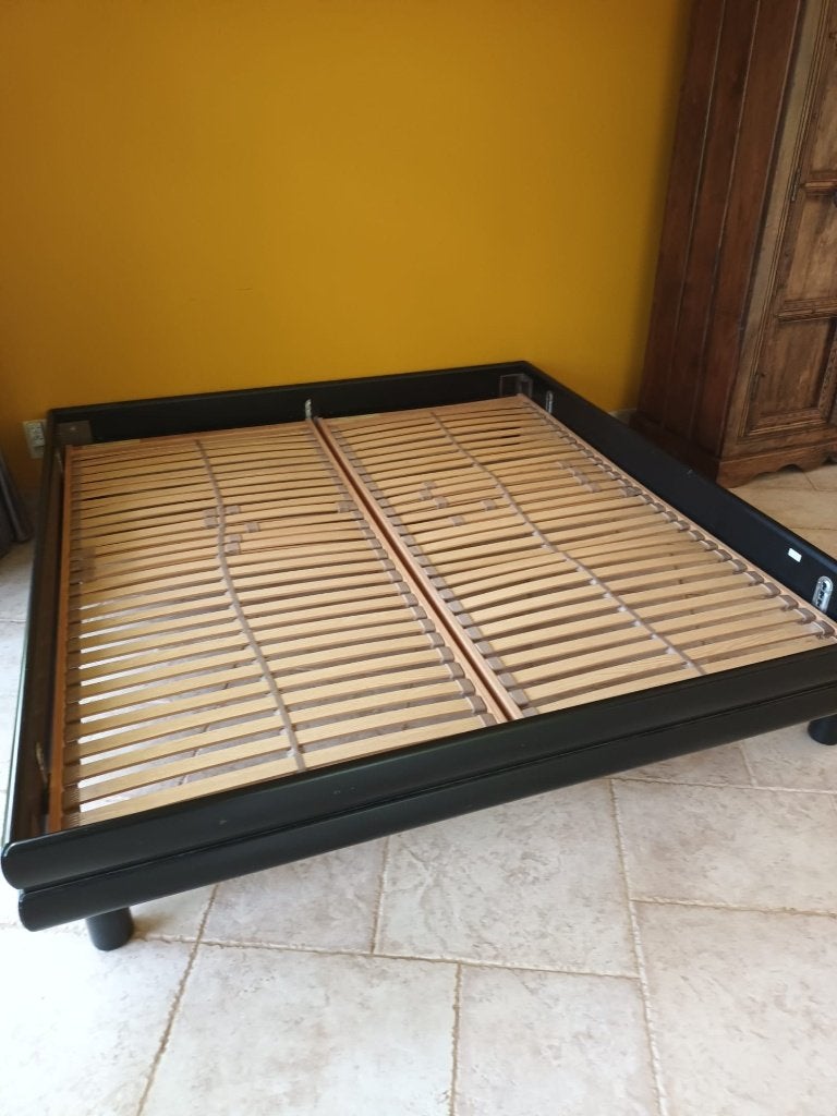 Japans zwart bed 200 x 180cm met 2 lattenbodems 200 x 90cm, Huis en Inrichting, Slaapkamer | Bedden, Ophalen, Gebruikt, Modern Japanse stijl
