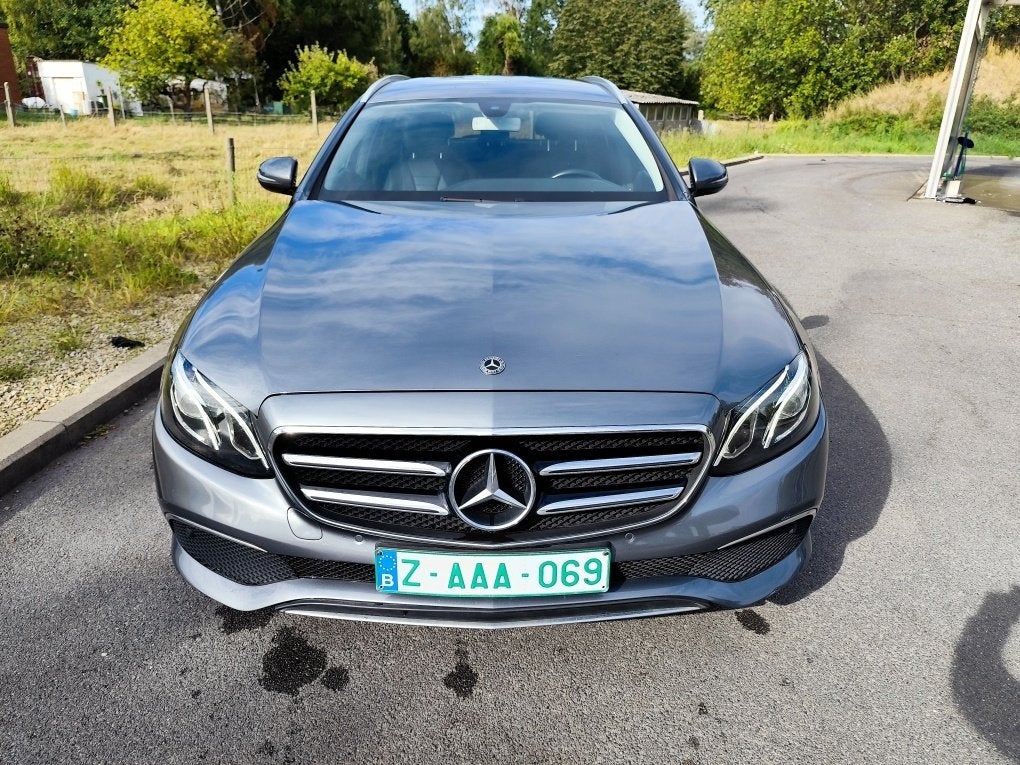 Mercedes-Benz E200D Business Edition, 2020, 196094km, Auto's, Automaat, Dealer onderhouden, Euro 6, Bedrijf