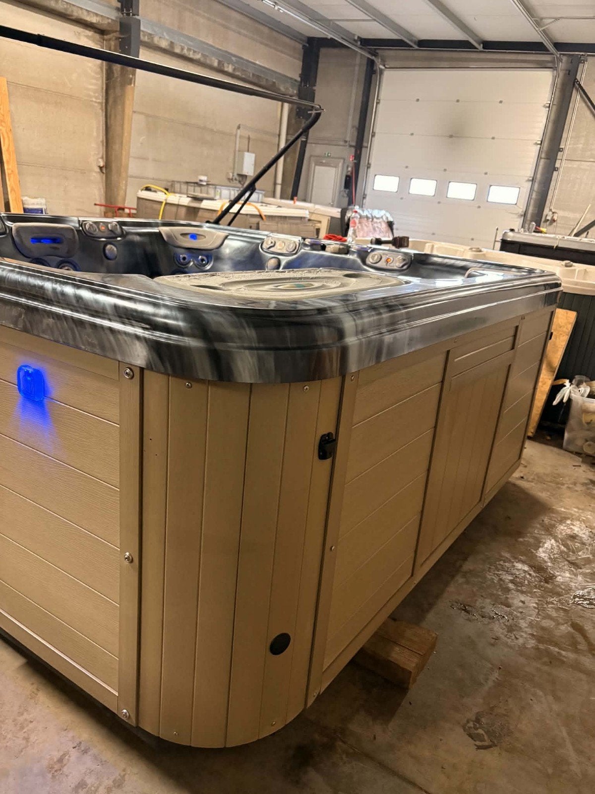 Jacuzzi 5 personnes - Livraison gratuite partout en Belgique, Jardin & Terrasse, Enlèvement, Comme neuf
