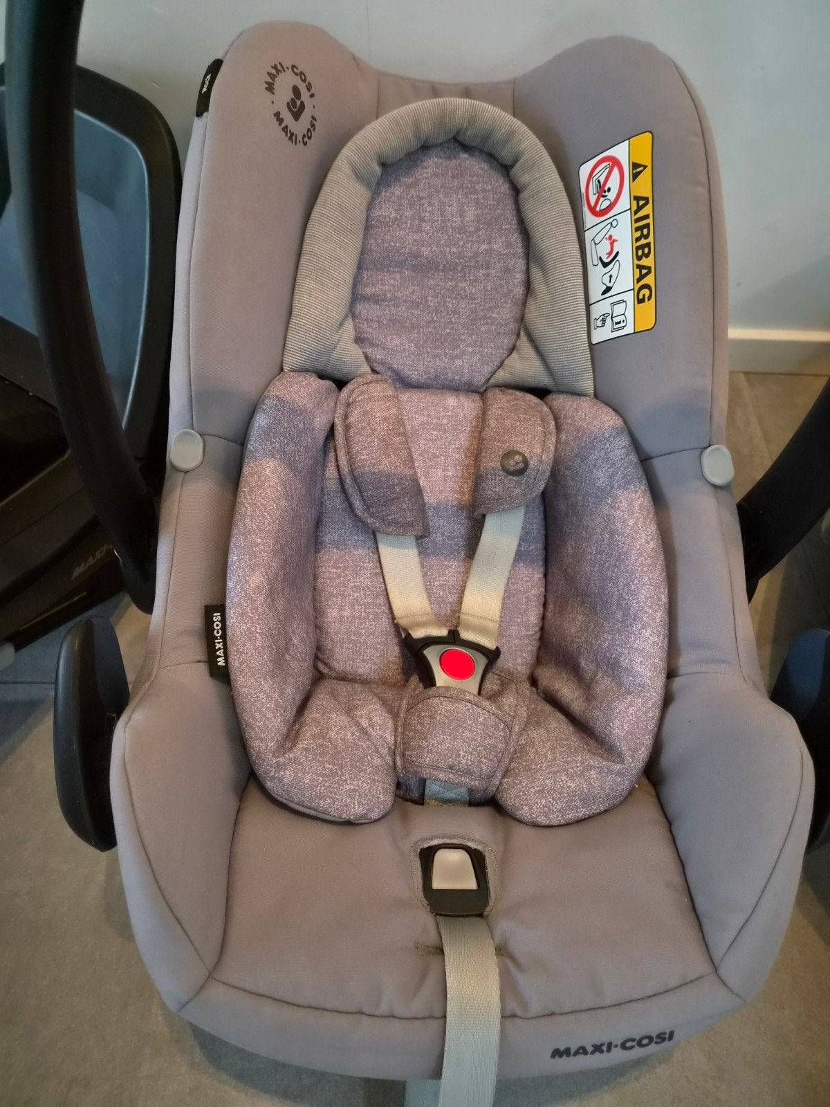 Maxi-Cosi Rock i-Size et 2 bases Isofix FamilyFix 2 i-Size, Enlèvement, Maxi-Cosi, Isofix