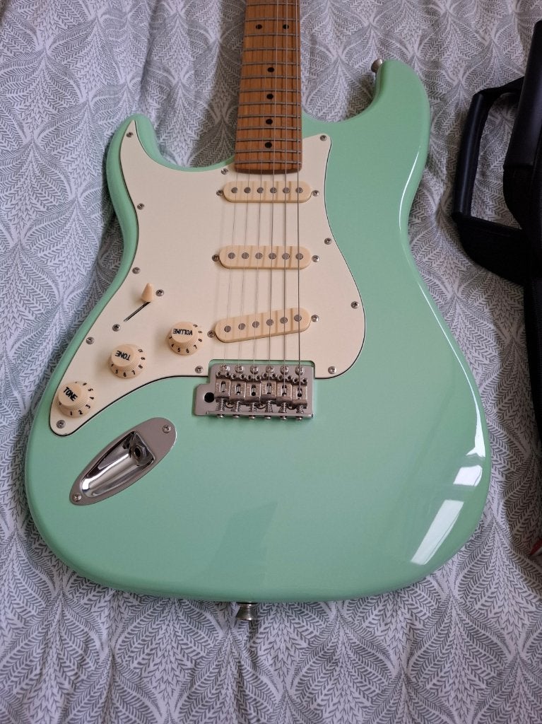 Linkshandige Jet Gitaar met versterker, Met versterker, Zo goed als nieuw, Solid body, Ophalen