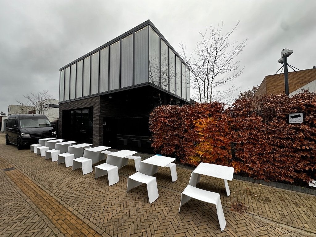 Extremis Pantagruel 2x leuning kussens + Inumbra parasol 400, Ophalen, Zo goed als nieuw, Rond, Aluminium