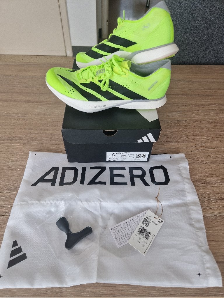 Crampons Adidas Adizero Avanti TYO, presque neufs, EU 42 2/3, Sports & Fitness, Course, Jogging & Athlétisme, Adidas, Course à pied
