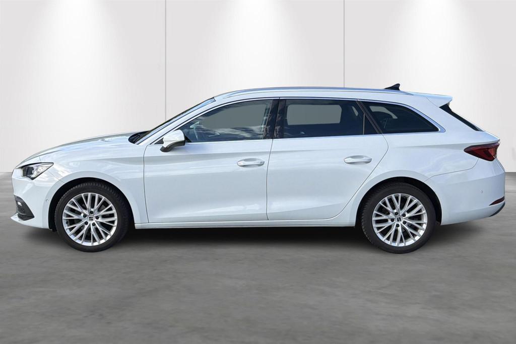 SEAT Leon Sportstourer 1.5-DSG Aut-Carplay-Gps-Airco-MHEV-Se, Auto's, Seat, Stof, Gebruikt, 110 kW, 700 kg