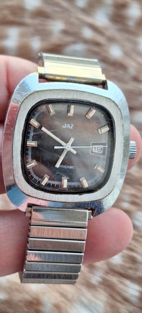 Eenvoudig maar tof vintage JAZ Antichoc herenhorloge., Overige merken, Staal, Gebruikt, Staal