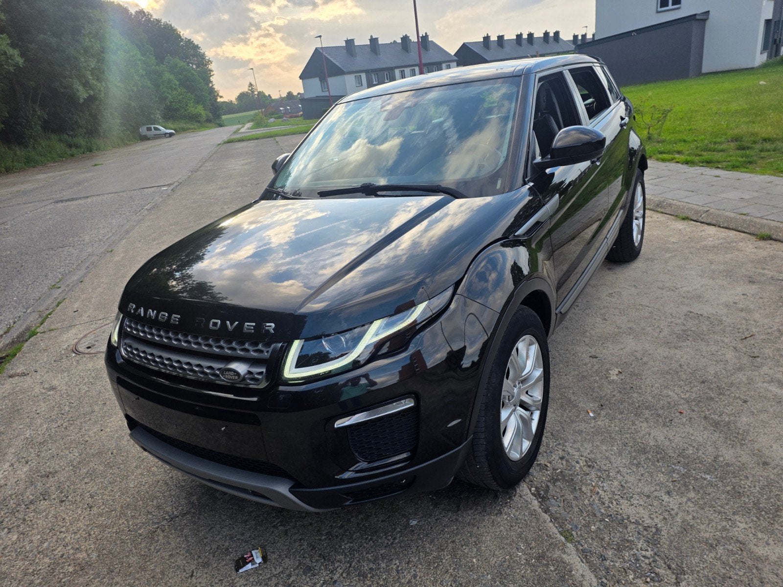 Land Rover Evoque 2.0diesel 150ch#Boite Auto#44#panoramiqu, Autos, Land Rover, Cuir, Entreprise, Noir, 5 portes