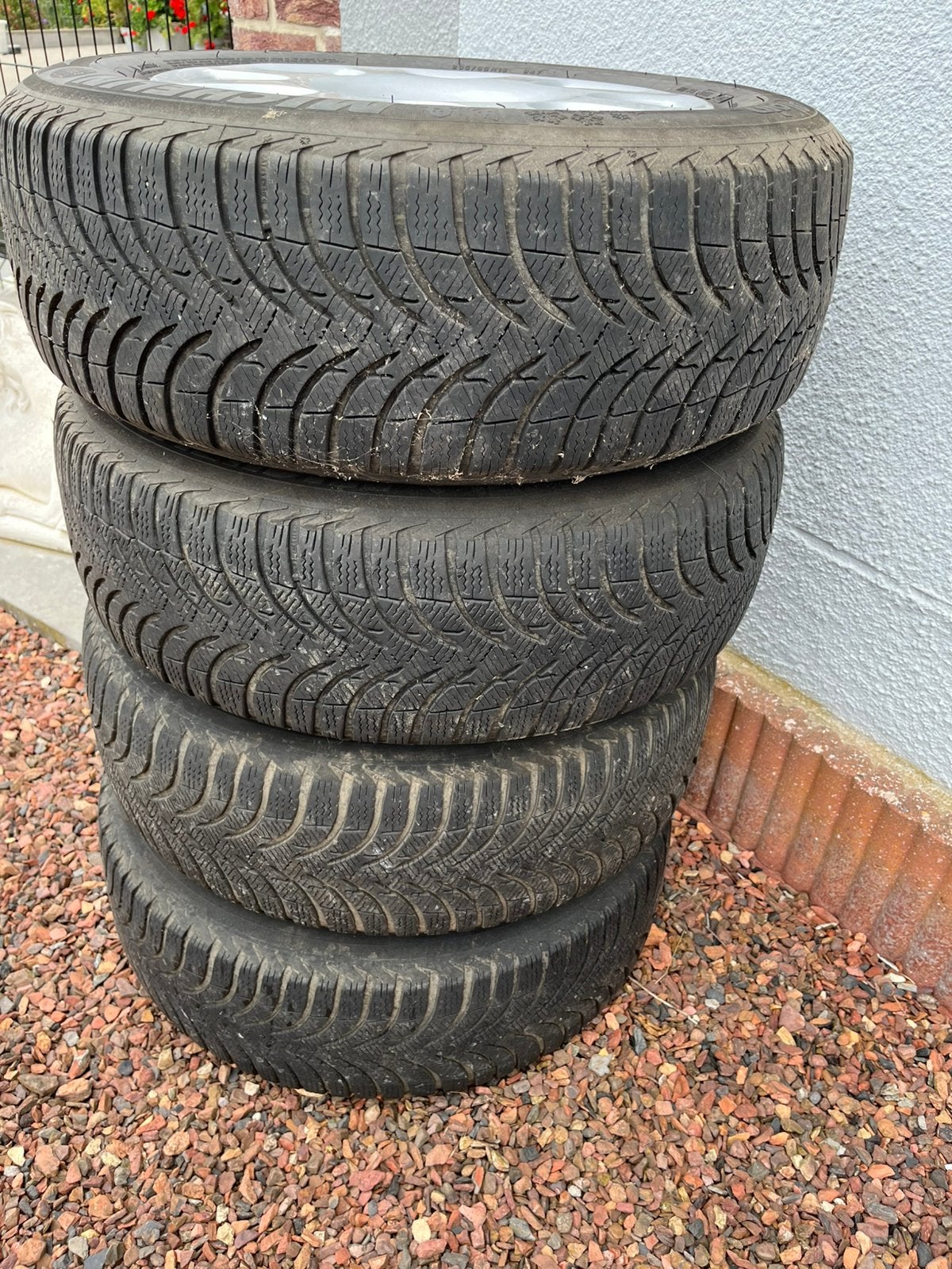 Michelin Winterbanden 205/65 R15, Ophalen, Zo goed als nieuw