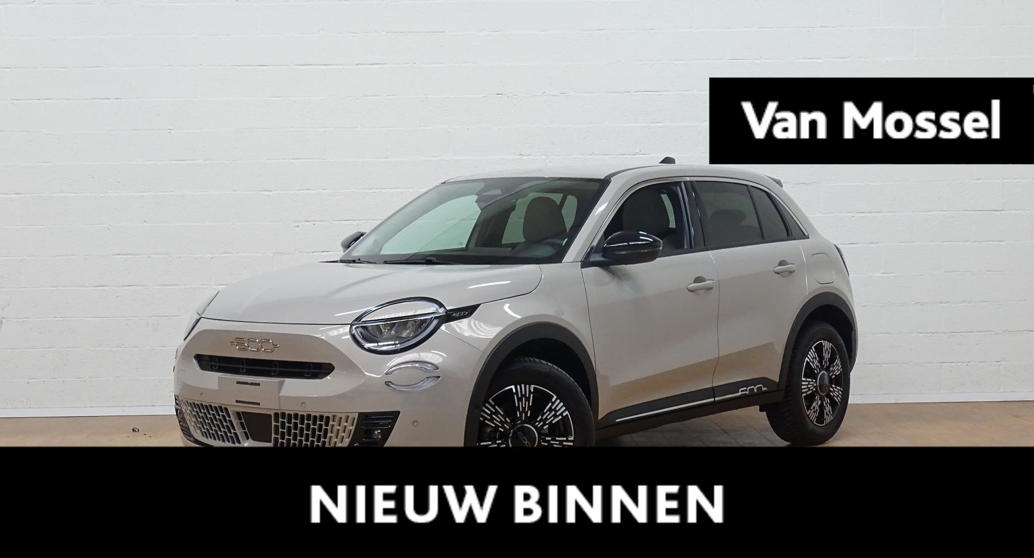 Fiat 600 1.2 Hybrid 100cv DCT La Prima VERWACHT, Autos, Fiat, Achat, Entreprise, 109 g/km, https://public.car-pass.be/vhr/8144e121-4994-42d0-9c8e-ae1821aac095