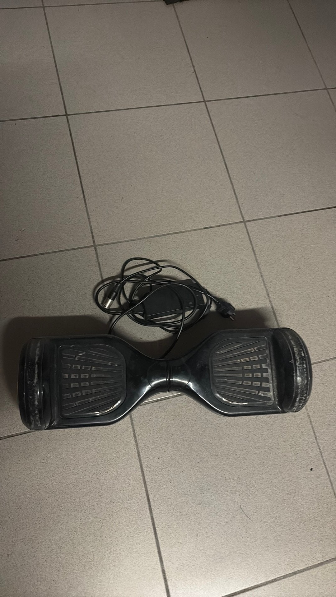 Hoverboard noir + chargeur, Utilisé