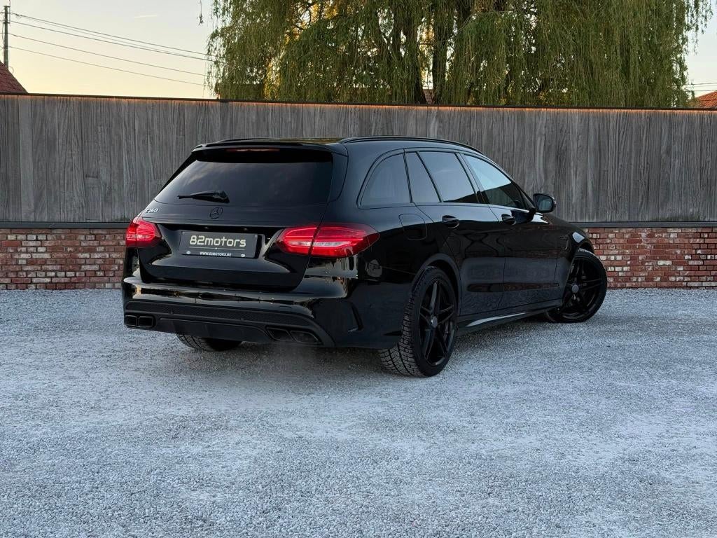 mercedes c63 AMG/lichte vracht/btw aftrekbaar/led/105000km, Auto's, Automaat, Achterwielaandrijving, Zwart, Bedrijf