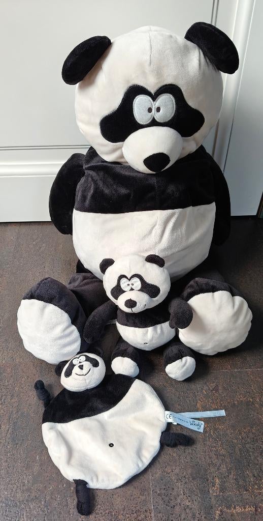 Ensemble de peluches Woody et doudou Panda, Enfants & Bébés, Jouets | Peluches, Comme neuf, Doudou, Overige karakters, Enlèvement ou Envoi