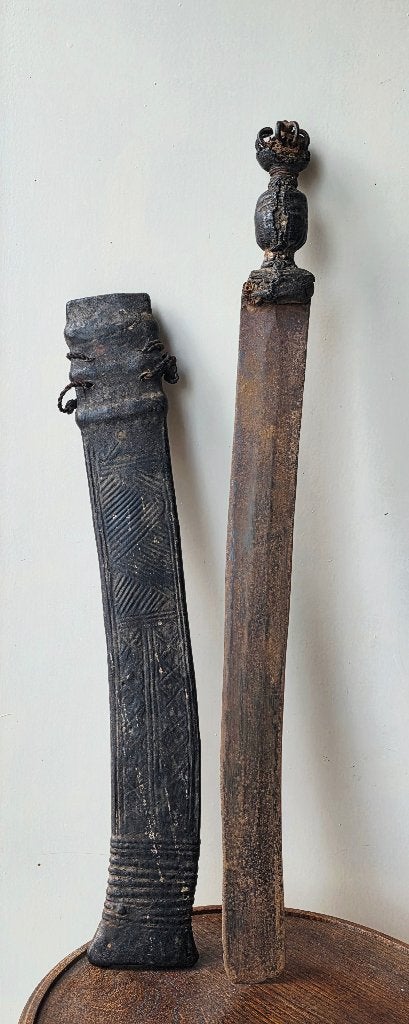 Grote Afrikaanse mes met sheath,  18-19eeuw, Ophalen