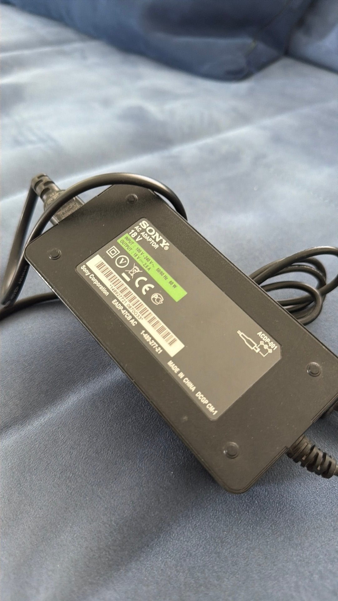 Originele Sony AC-L200 netadapter / oplader voor camera, Audio, Tv en Foto, Opladers, Ophalen of Verzenden, Zo goed als nieuw