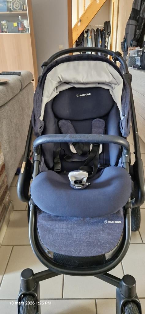 Poussette maxi cosy blue jeans tres bon etat, Enlèvement, Poussette