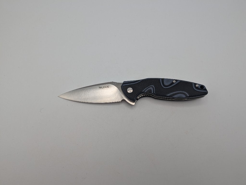 Ruike P105-K Zwart Blauw G10 zakmes, Caravanes & Camping, Enlèvement ou Envoi, Neuf