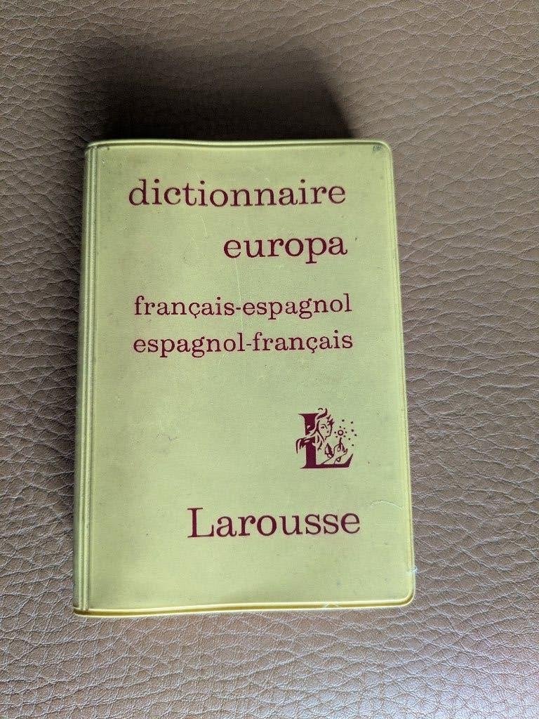 Dictionnaire Europe, français, espagnol, Larousse, Enlèvement ou Envoi, Utilisé, Librairie Larousse