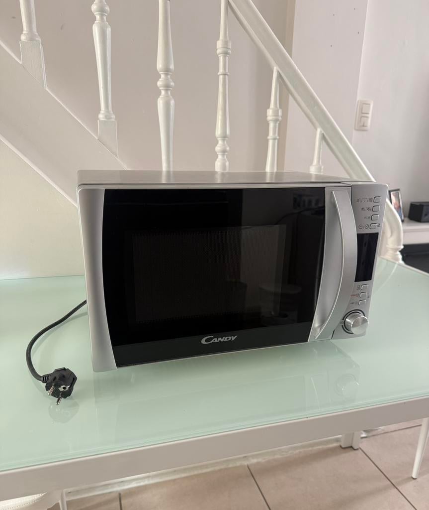 Four a micro onde Candy, Enlèvement, Comme neuf, Four, Micro-ondes