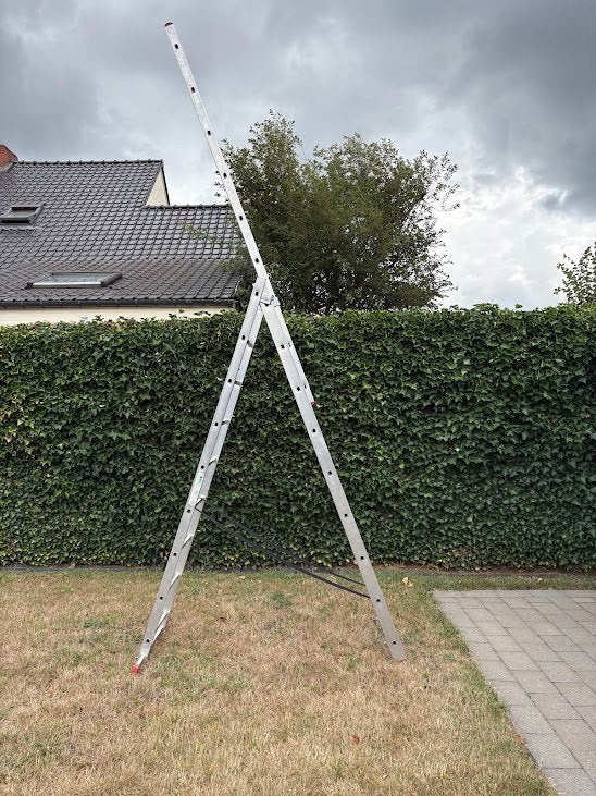 Aluminium driedelige ladder, Doe-het-zelf en Bouw, Ladders en Trappen, Ophalen, Zo goed als nieuw, Ladder, Opvouwbaar of Inschuifbaar