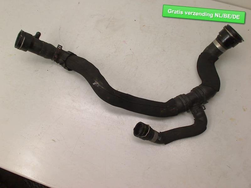 DURITE RADIATEUR Audi A4 (B8) (01-2007/12-2015) (8K0121049M), Auto-Union-Straße  1,
85057  Ingolstadt, DE, Info@audi.de, Audi