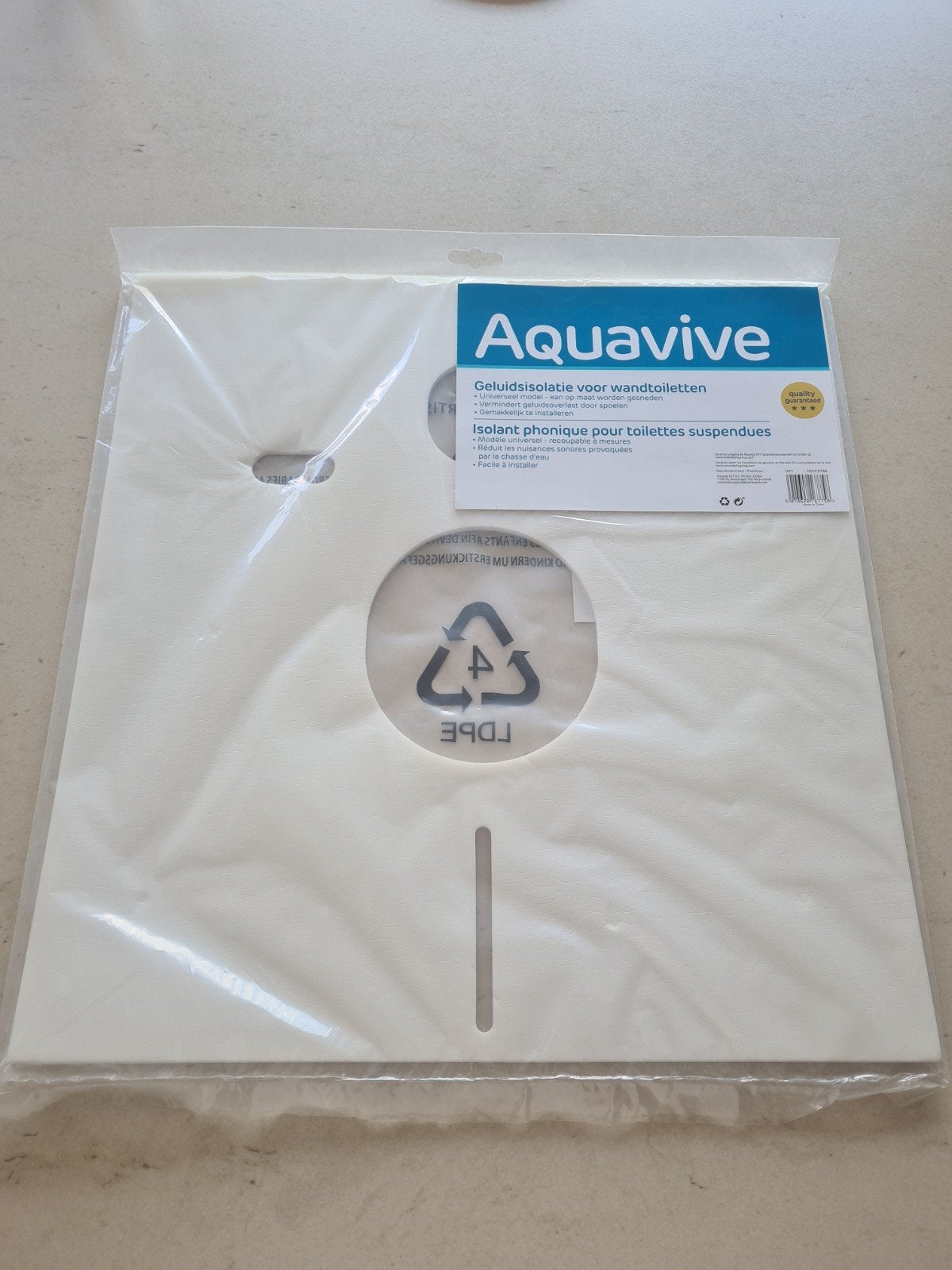 Geluidsisolatie voor wandtoiletten, Ophalen