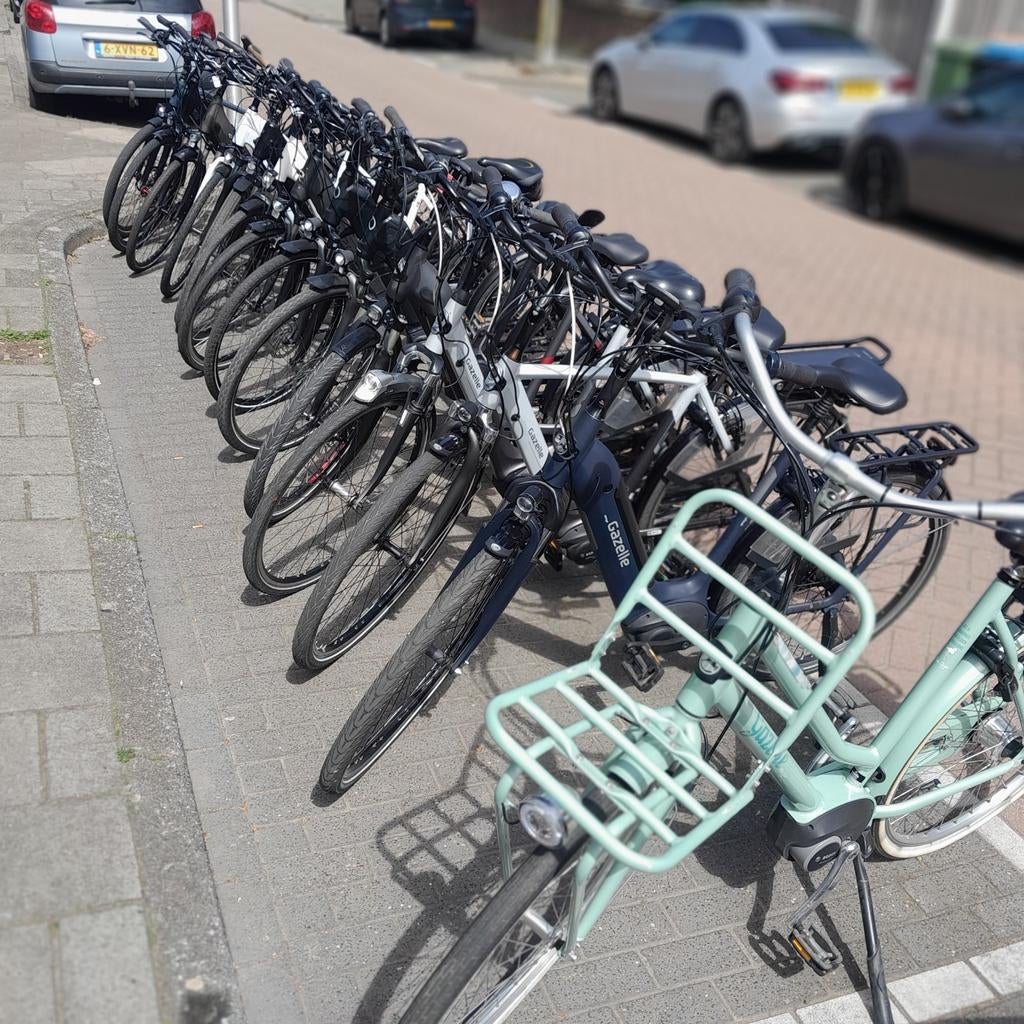 PARTIJ E BIKE BOSCHMIDDEN MOTOR  27 STUKS, Ophalen, Batavus