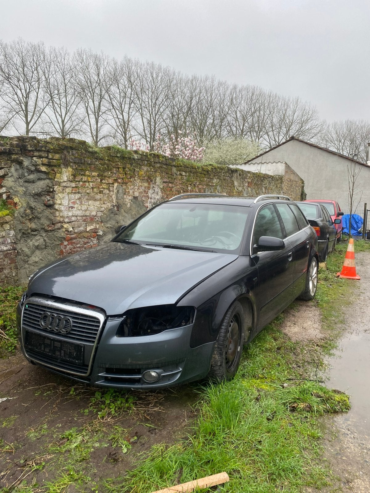 Pièce audi a4 b7 break 19tdi, Autos, Achat, A4, Break